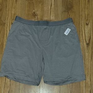 Old Navy Athletic Gray Men's Shorts